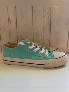 Air Walk Mint Sneakers 7.5